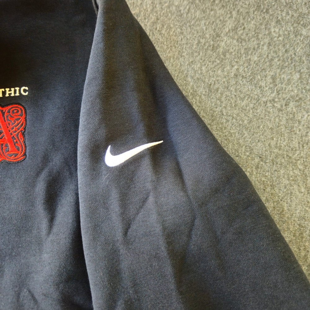 Nike Quarter Zip Pullover L Black Apothic Wine Logo Fleece Gorpcore Athleisure - Picture 3 of 10